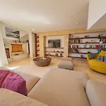 Casa de Férias Sky & Sea, The House By The