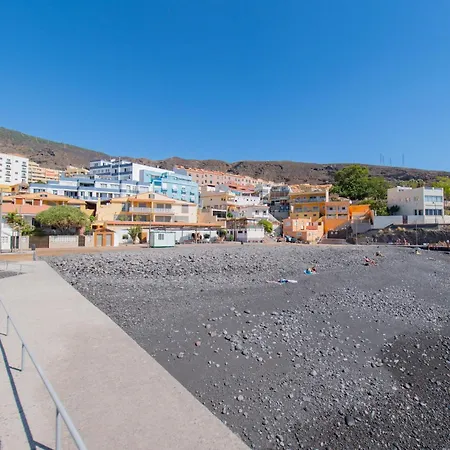 Sky & Sea, The House By The Сasa de vacaciones *