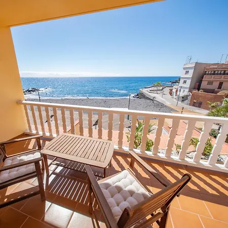 Сasa de vacaciones Sky & Sea, The House By The