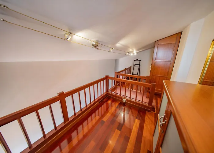 Sky & Sea, The House By The בית נופש