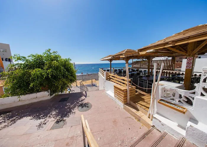 Sky & Sea, The House By The Nyaraló *