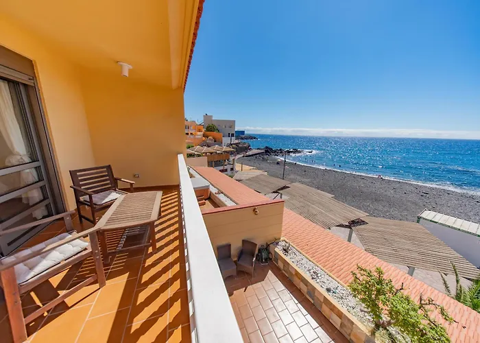 Sky & Sea, The House By The